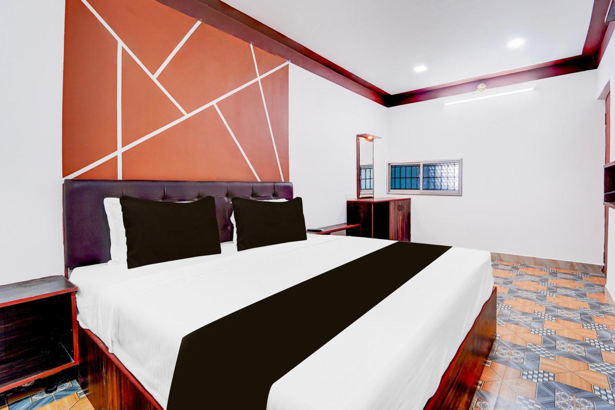 Hotel O Anandha Inn Rooms Tirupparangunram Extérieur photo
